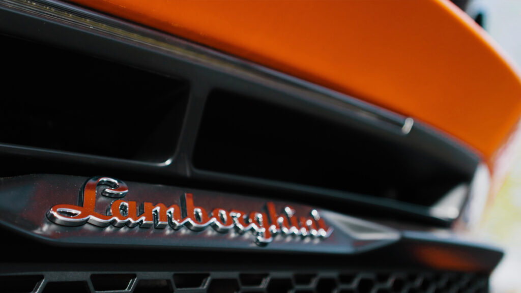 Lamborghini Logo on the back of of a Huracan.
